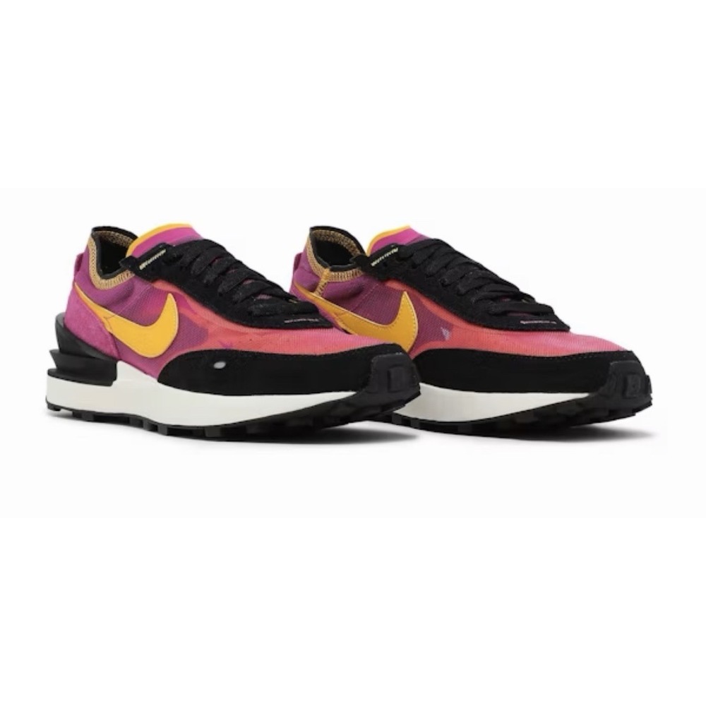 Nike Waffle One Women Sneakers Active Fuchsia Gold Purple DC2533-600 Size 11.5